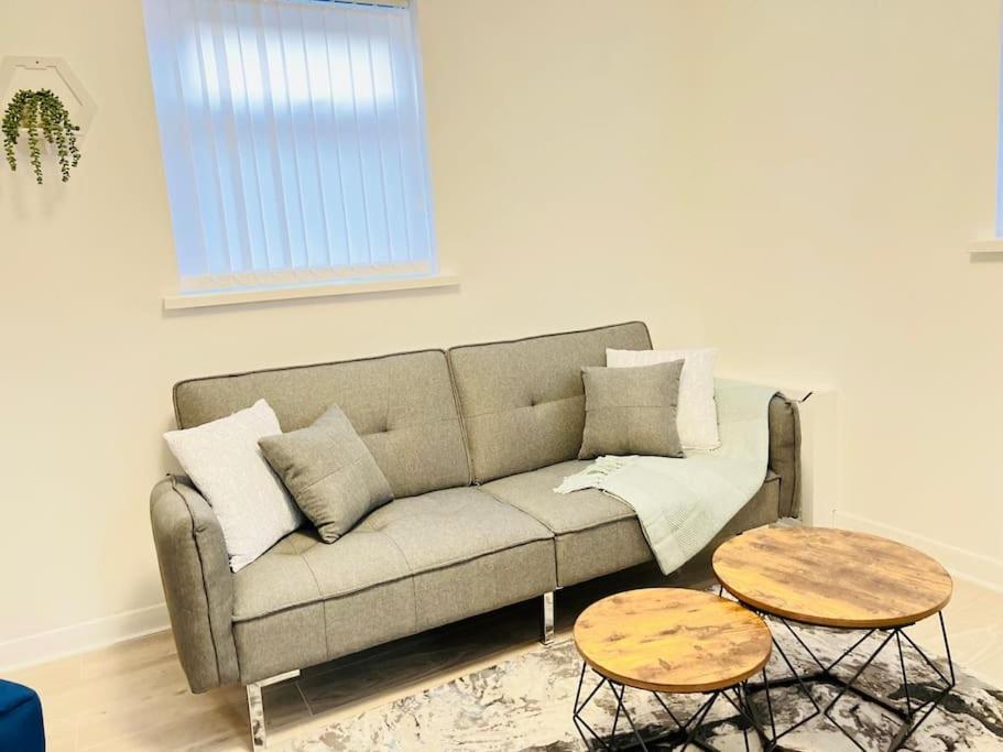 New Fully Furnished Cosy Home Balderton Exterior photo