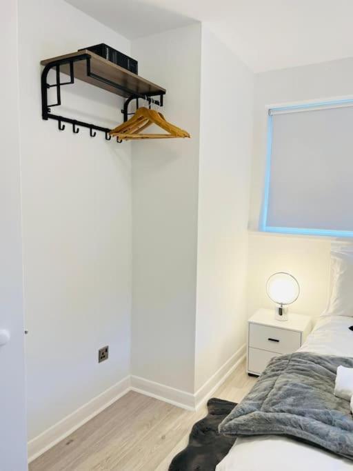 New Fully Furnished Cosy Home Balderton Exterior photo