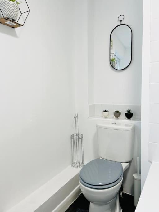 New Fully Furnished Cosy Home Balderton Exterior photo